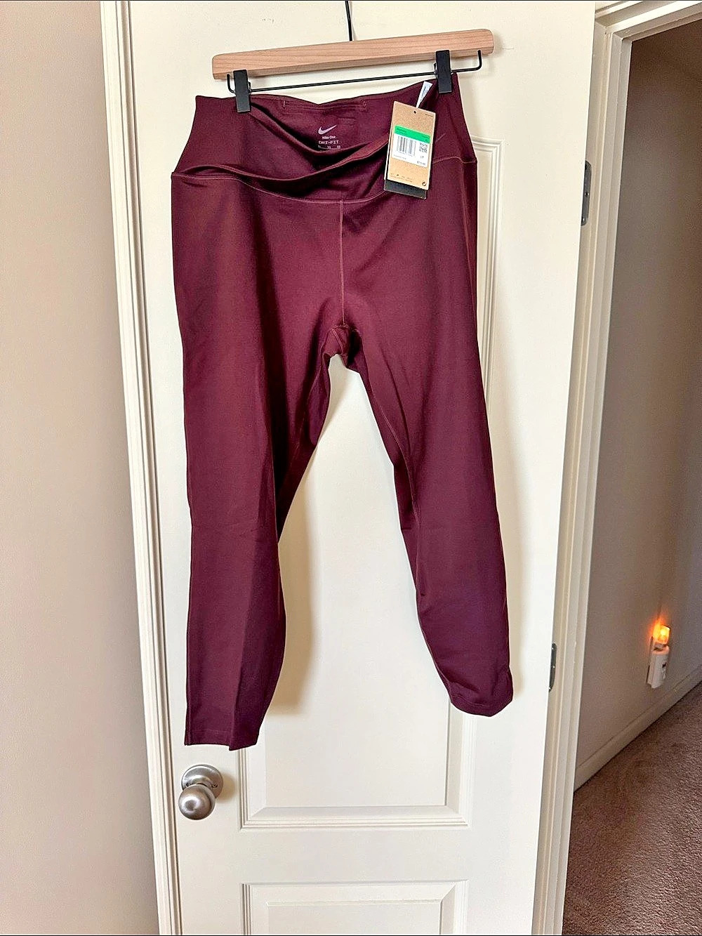 Nike One High-Waisted Crossover 7/8 Leggings Burgundy NWT